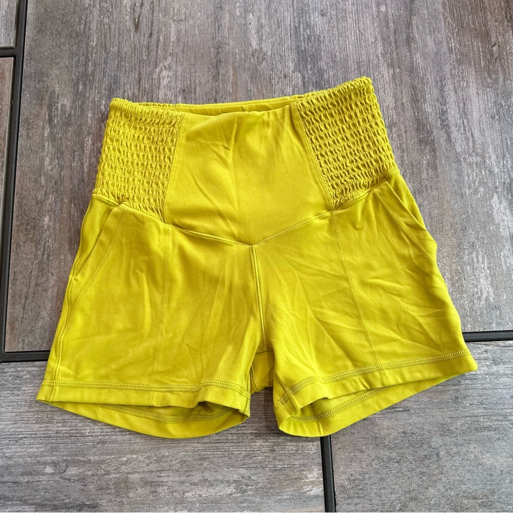 Aerie mustard Yellow Women's High-Waisted Shorts size medium